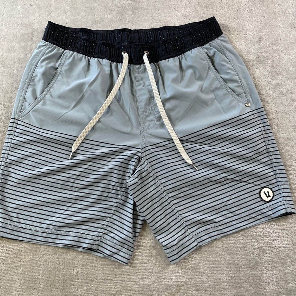 Vuori Kore Shorts Men Medium Blue Lined Athletic Training Workout Running V302